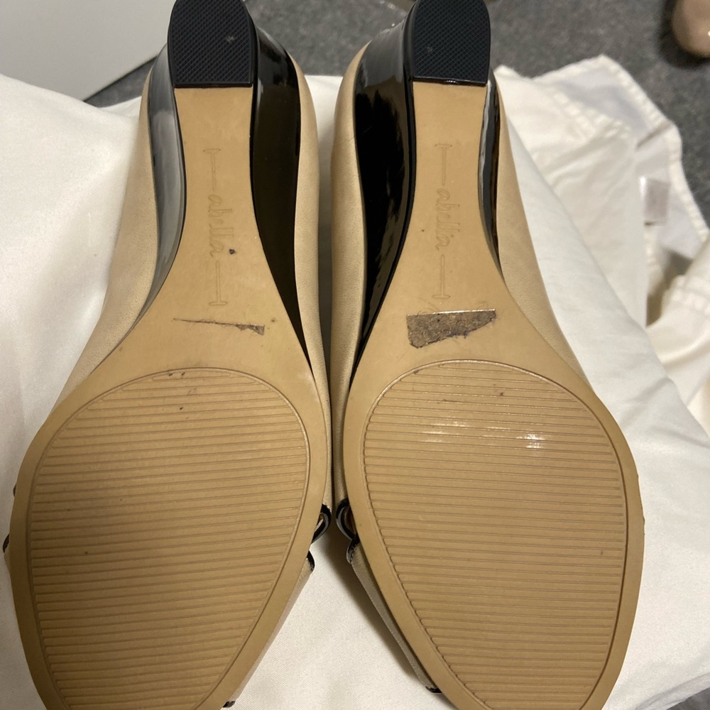Tan wedges - Picture 4 of 6